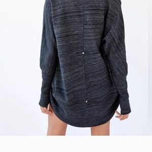 Artzia Wilfred Diderot Cocoon Cardigan  Grey / Black  Medium